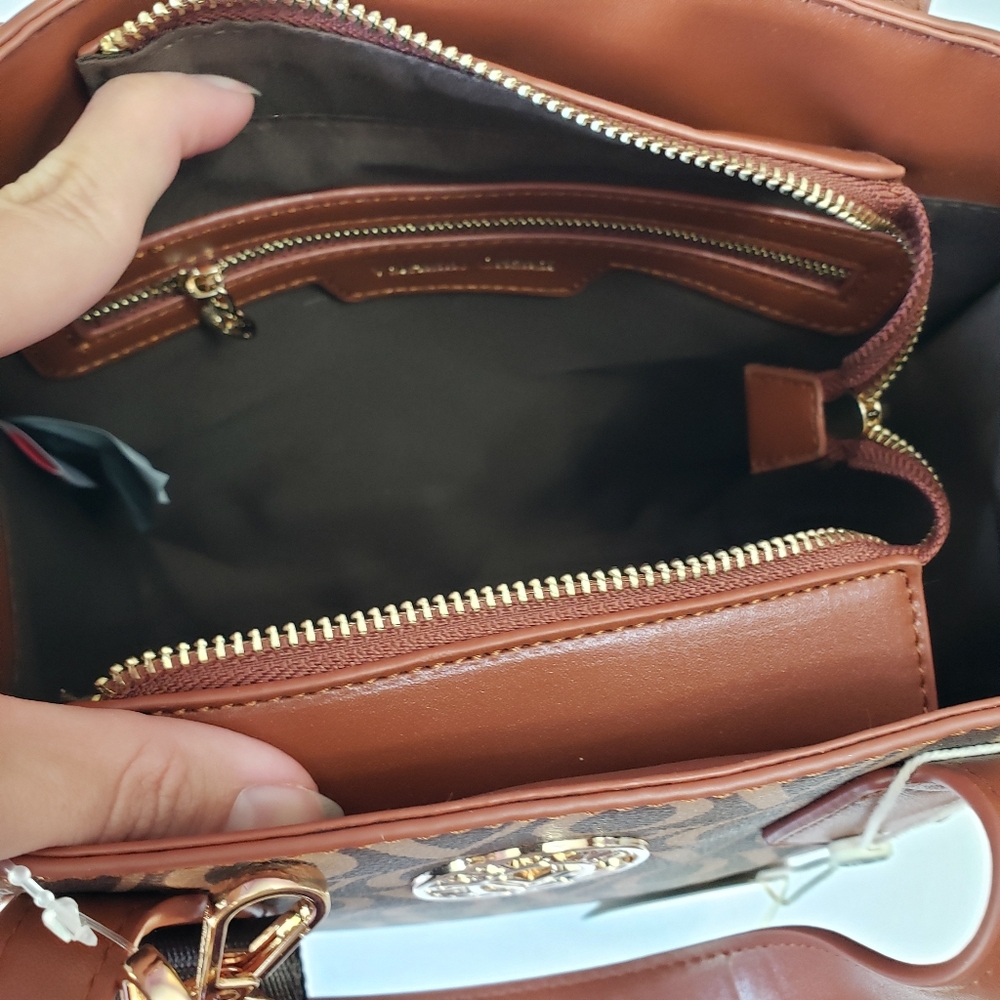 Valentino Orlandi NWT Tote/Crossbody - Picture 11 of 14